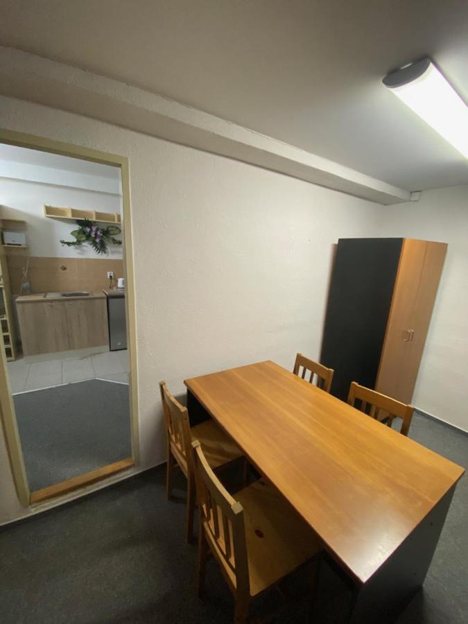 Old Town Apartments R11 Olomouc Buitenkant foto