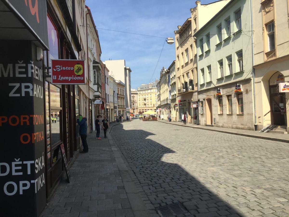Old Town Apartments R11 Olomouc Buitenkant foto